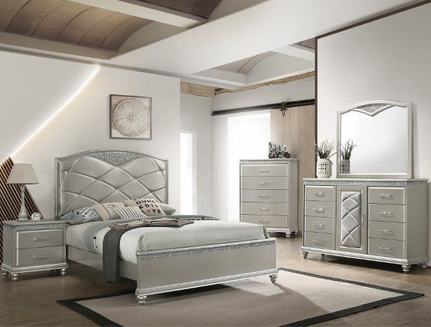 B4780 - 4-PC. QUEEN BEDROOM SET