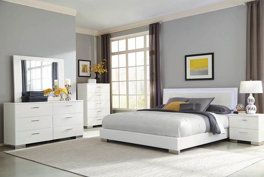 203500 - 4-PC. QUEEN OR FULL BEDROOM SET
